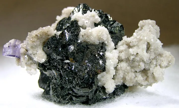 Sphalerite, Dolomite, Fluorite image