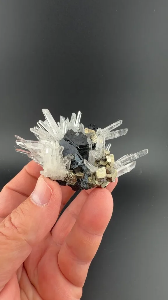 Sphalerite from Animón Mine, Huarón mining district, Huayllay District, Pasco, Peru - image 2