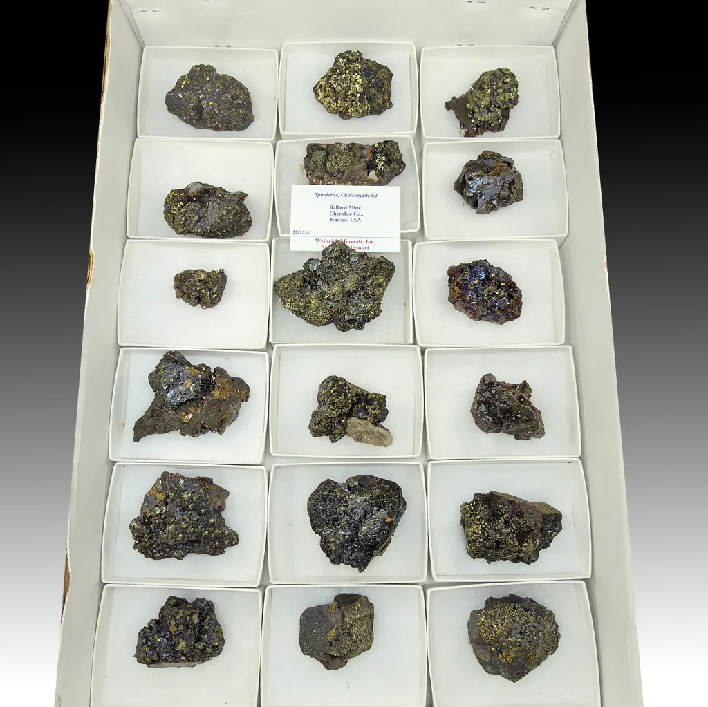 Sphalerite from Ballard Mine, Baxter Springs, Picher Field, Cherokee County, Kansas, USA - image 1