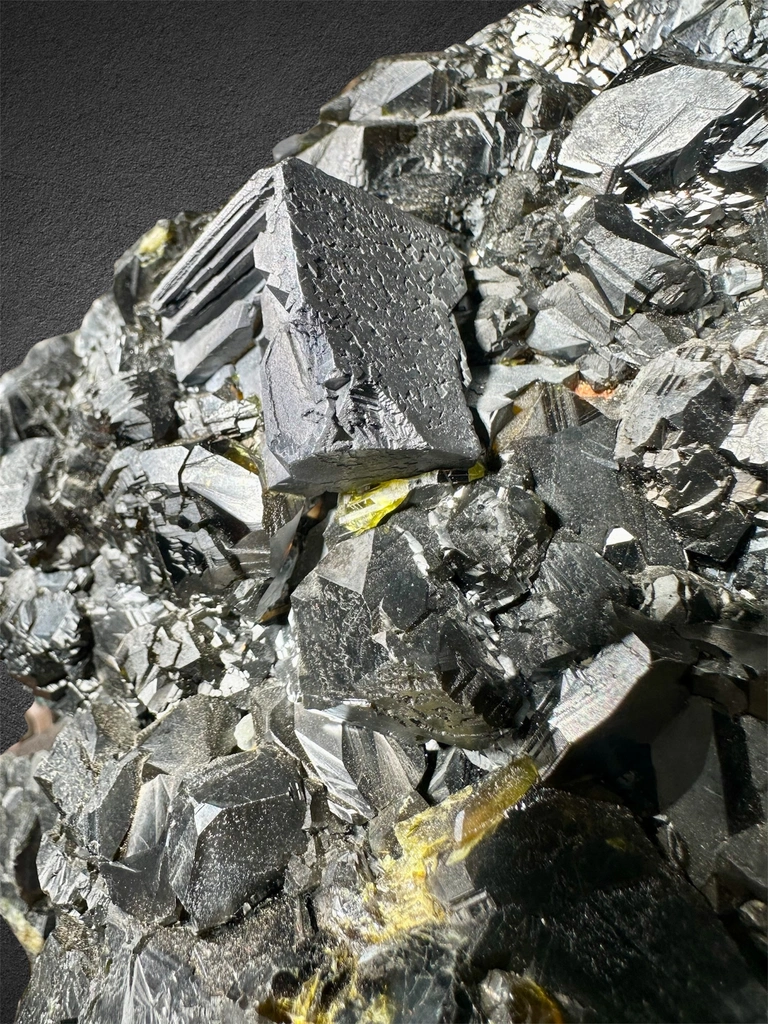 Sphalerite from Bulgaria, Smolyan Province, Madan ore field, Septemvri Mine - image 5