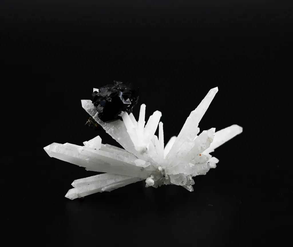 Sphalerite from Russia, Primorsky Krai, Dalnegorsk Urban District, Dalnegorsk, Nikolaevskiy Mine image