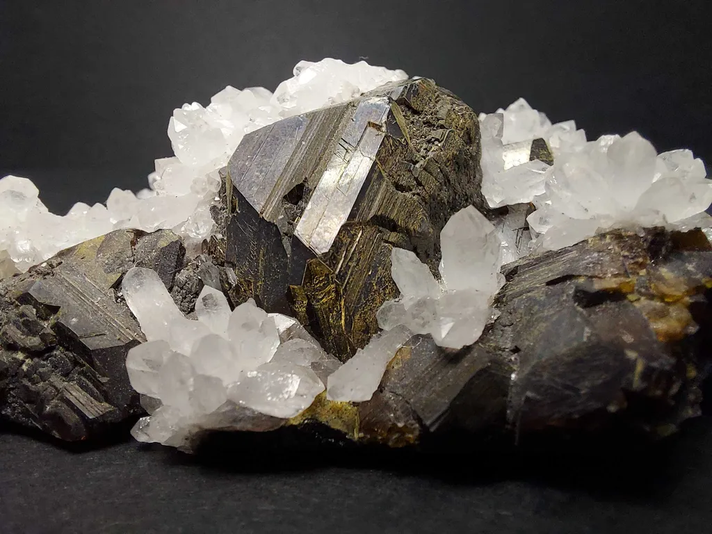 Sphalerite from USA, Colorado, Commodore Mine - image 2