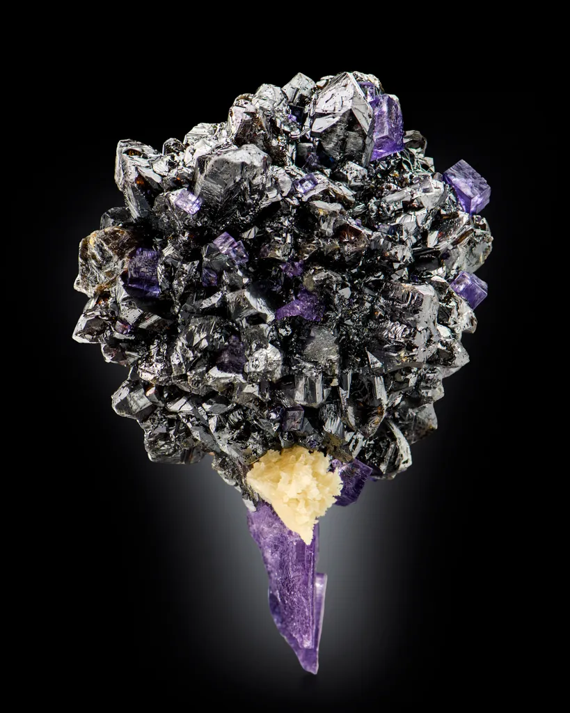 Sphalerite from USA, Tennessee, Elmwood Mine image