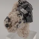 Sphalerite on Aragonite - image 1
