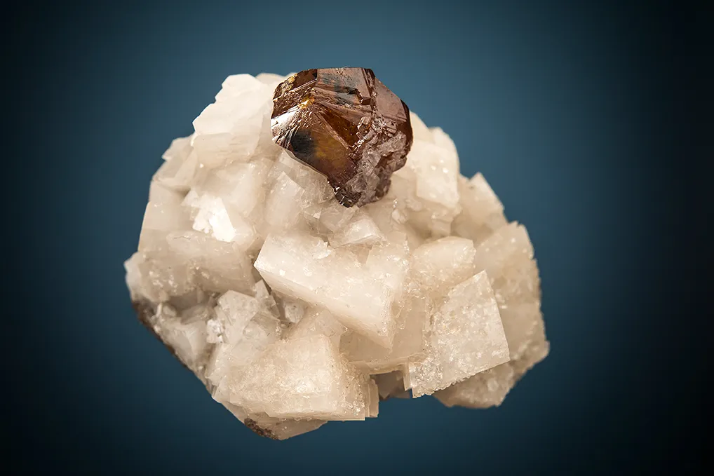 Sphalerite on Dolomite image