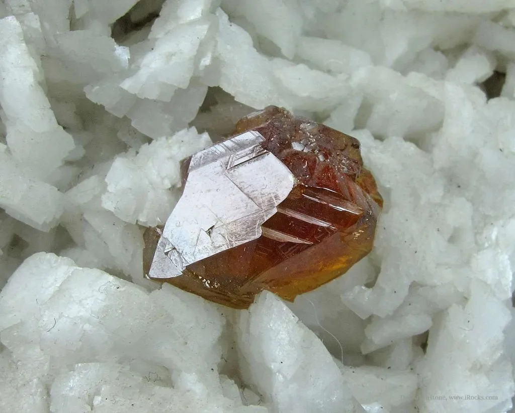 Sphalerite on Dolomite - image 4