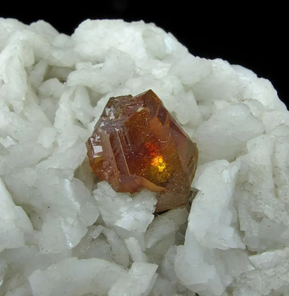 Sphalerite on Dolomite - image 3