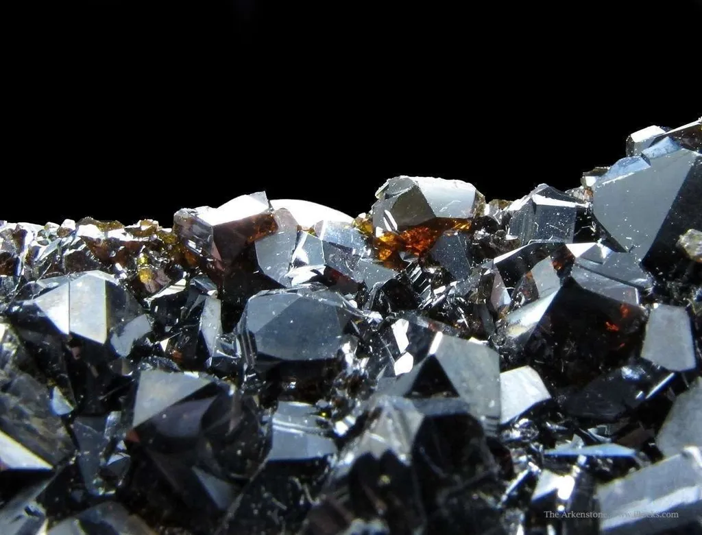 Sphalerite on Fluorite - image 2