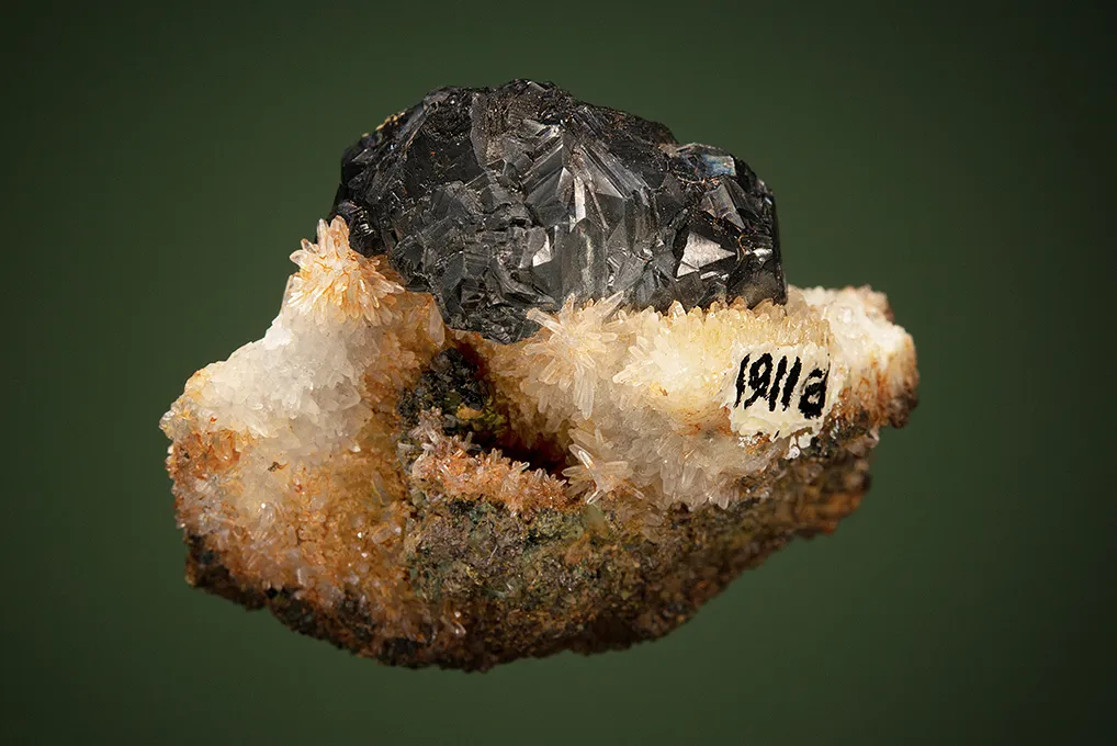 Sphalerite on Quartz - image 3