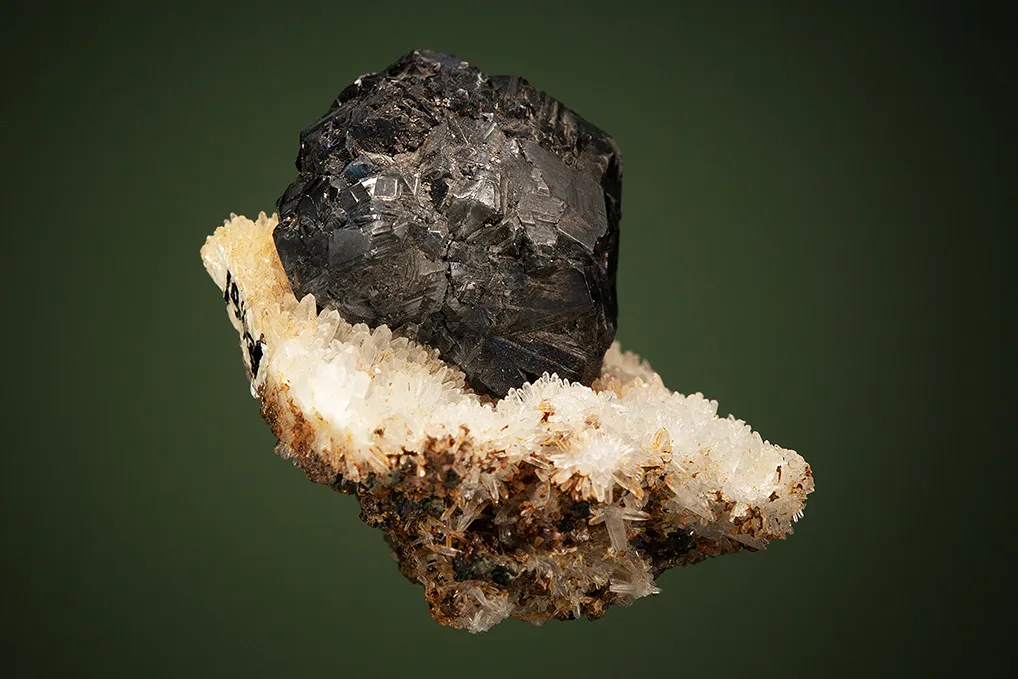 Sphalerite on Quartz - image 4