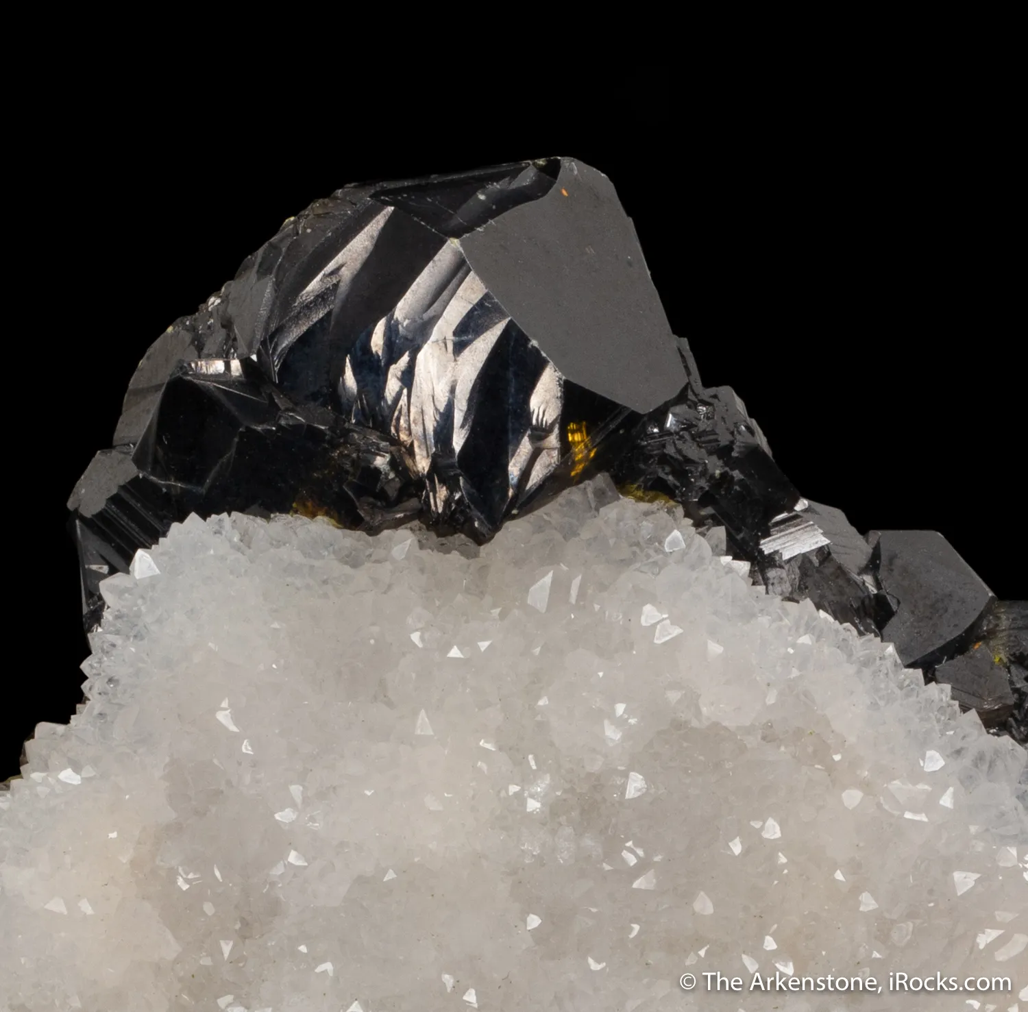 Sphalerite on Quartz and Galena - image 3