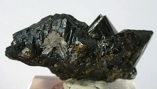 Sphalerite, Pyrite - image 2