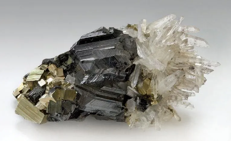 Sphalerite, Quartz, Pyrite image