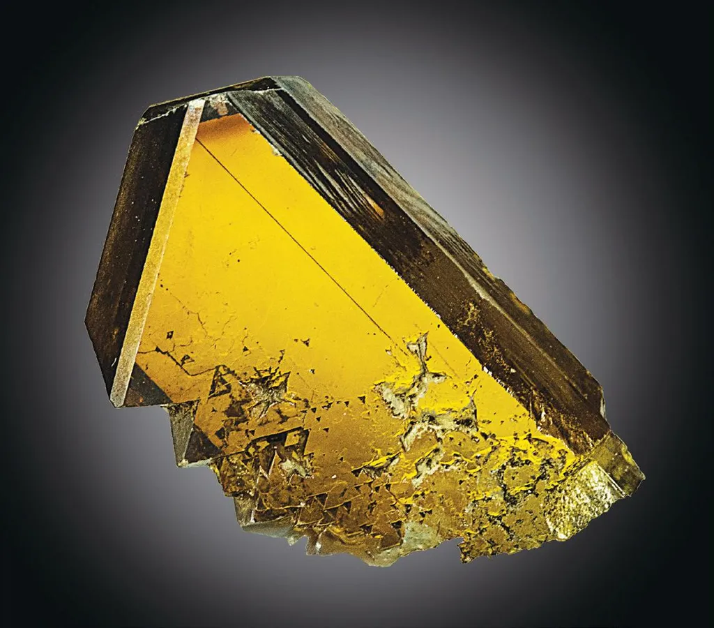 Sphalerite (Spinel twin) image