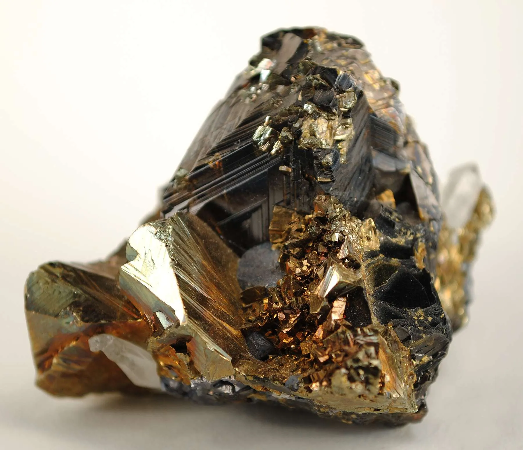 Sphalerite (Twinned) With Chalcopyrite - image 3