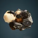 Sphalerite with Analcime - image 5