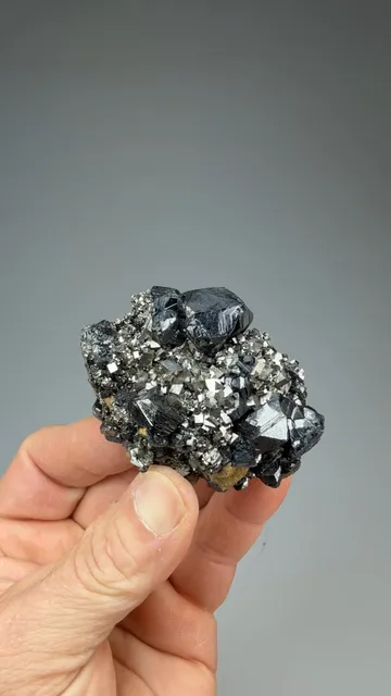 Sphalerite with Arsenopyrite