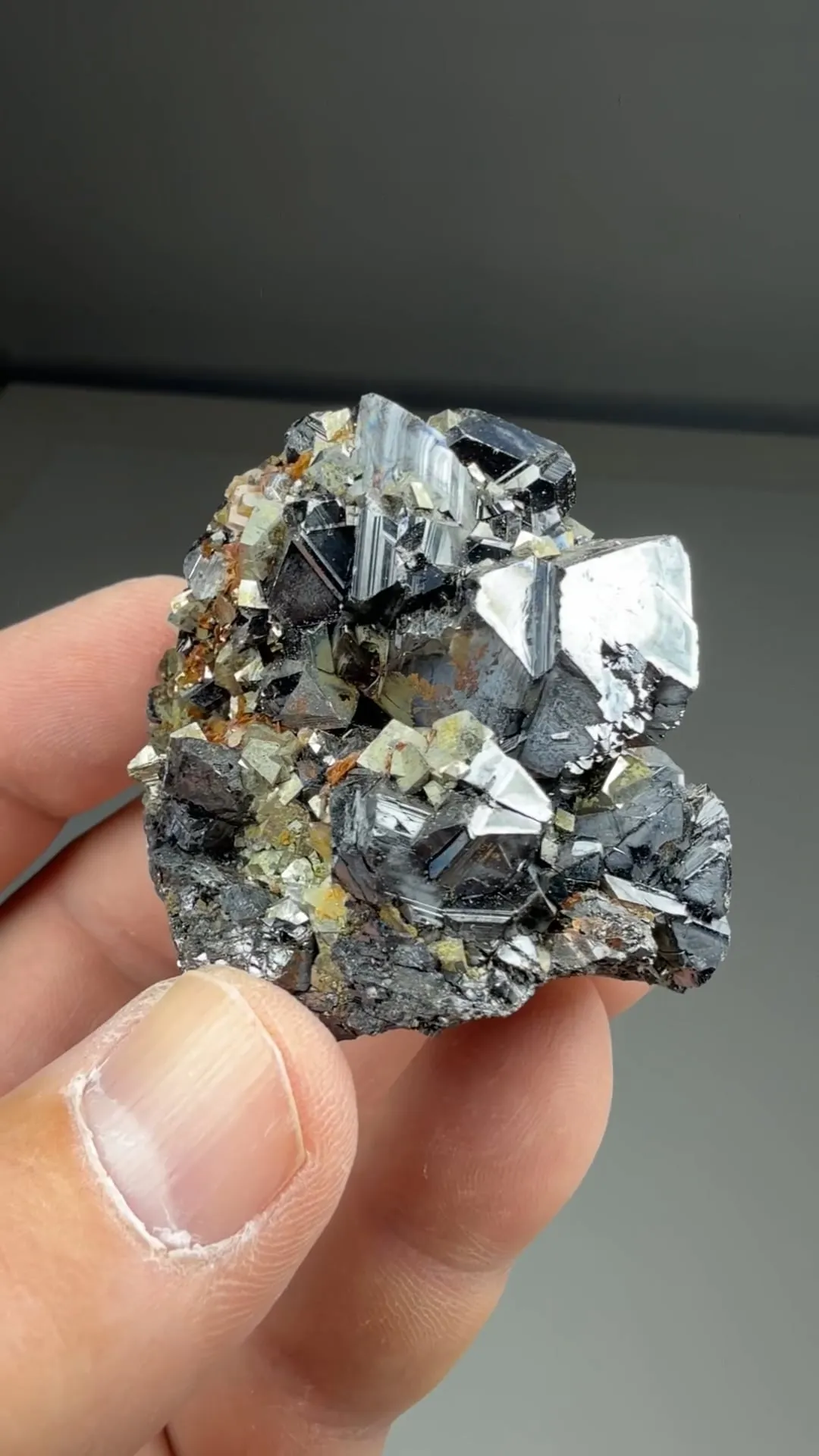 Sphalerite with Arsenopyrite, Calcite, Quartz - image 2