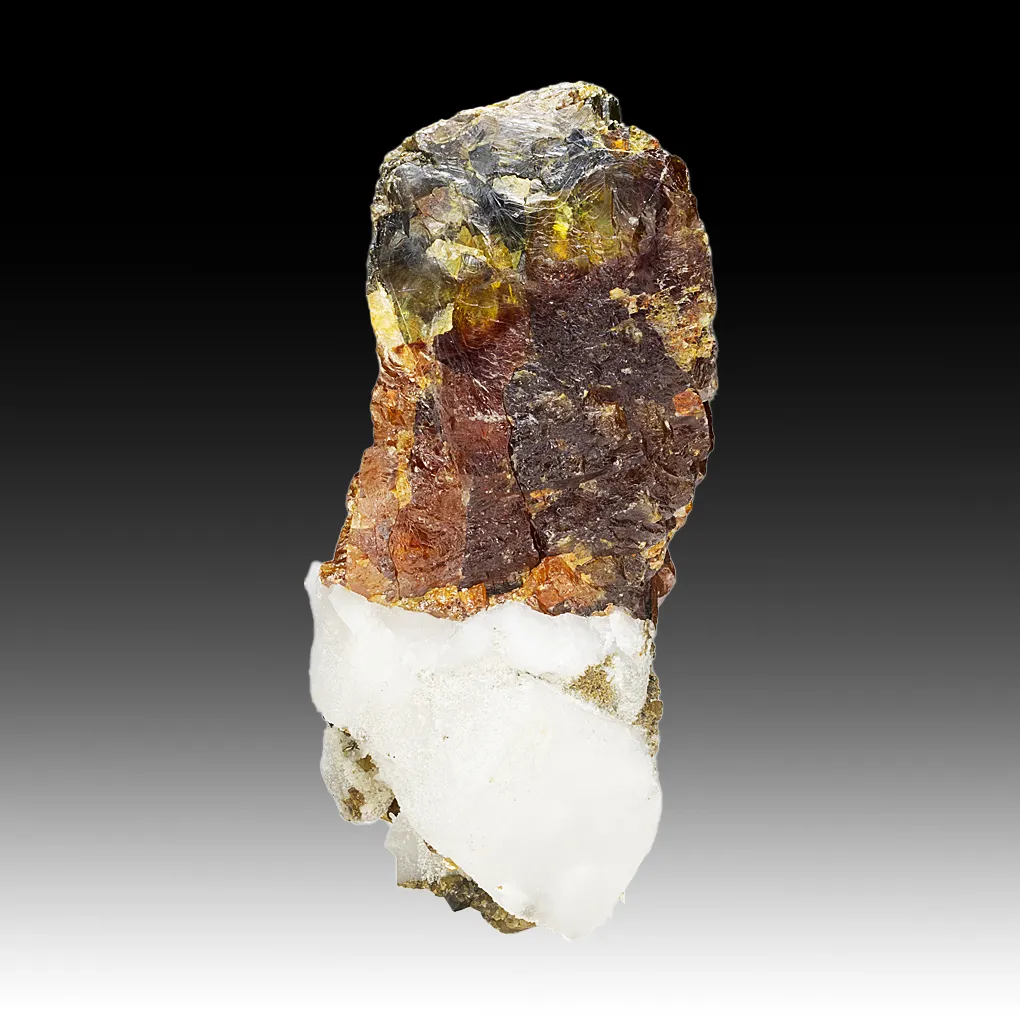 Sphalerite with Calcite image