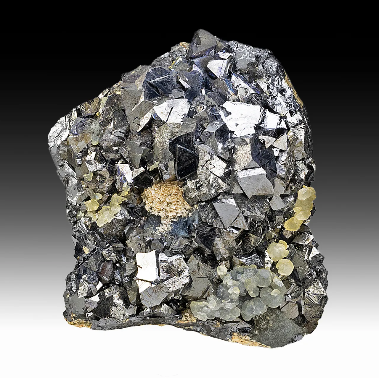 Sphalerite with Calcite - image 1