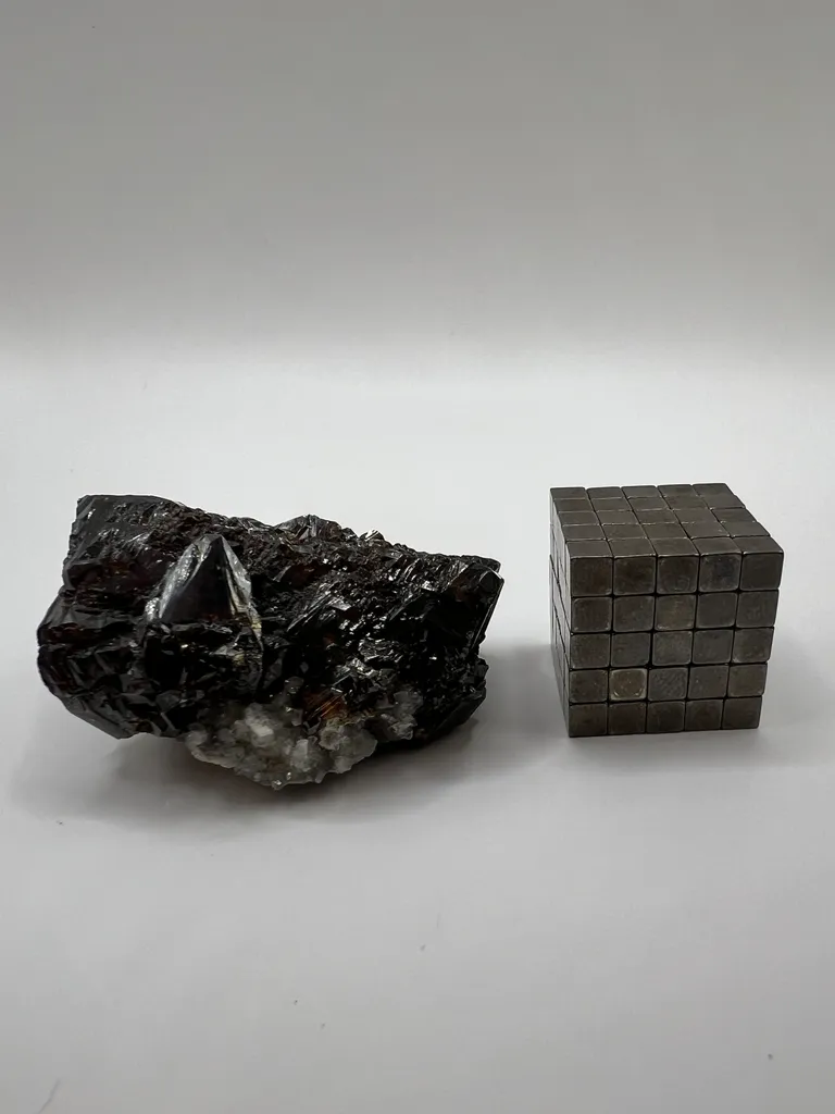 Sphalerite with Calcite - Elmwood Mine - 10053 - image 3
