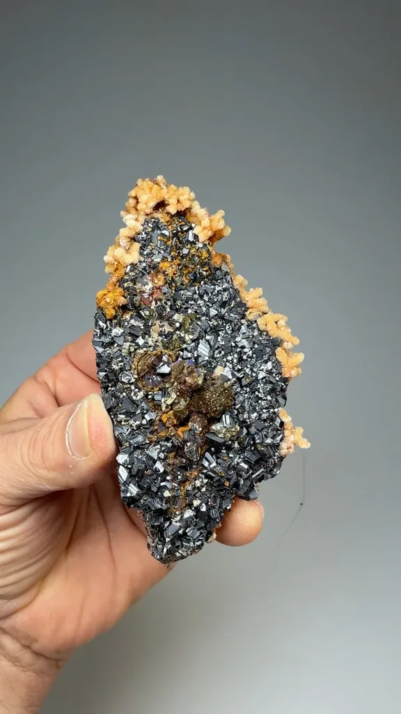Sphalerite with Calcite, Pyrite after Pyrrhotite image