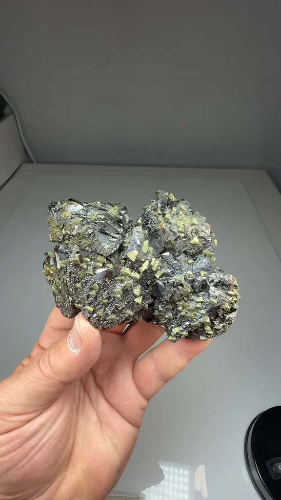 Sphalerite with Chalcopyrite - image 2