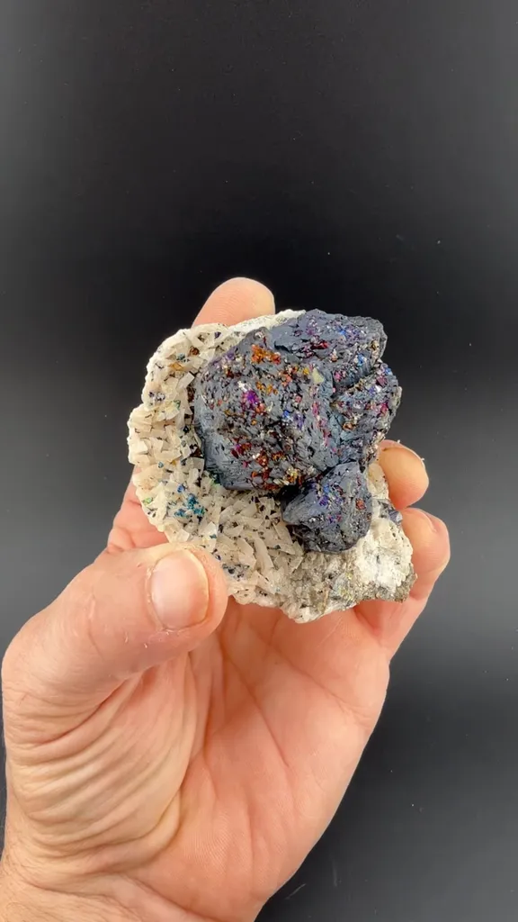 Sphalerite with Chalcopyrite, Dolomite image