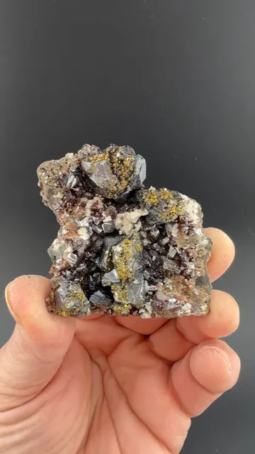 Sphalerite with Chalcopyrite, Dolomite