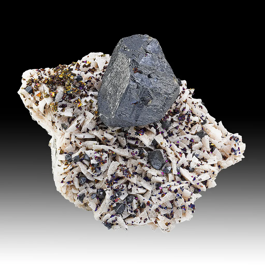 Sphalerite with Chalcopyrite, Dolomite image