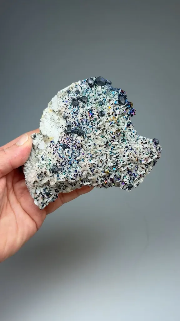 Sphalerite with Chalcopyrite, Dolomite image