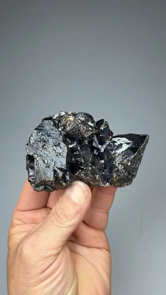 Sphalerite with Chalcopyrite, Quartz image