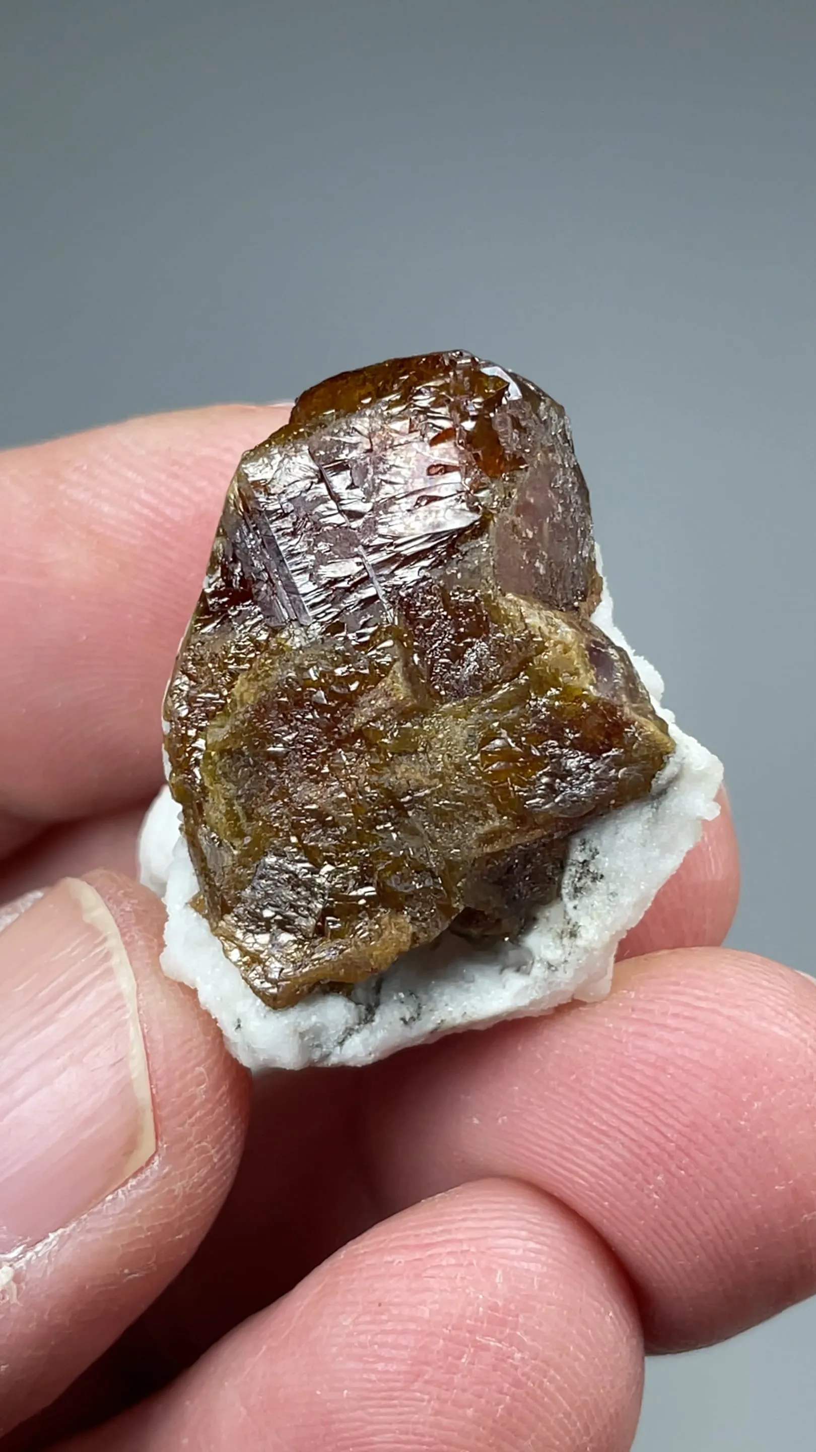 Sphalerite with Dolomite - image 2