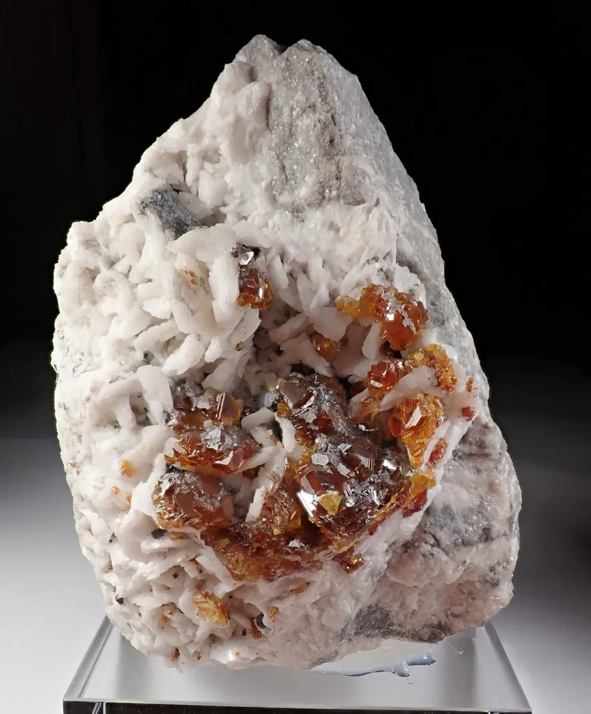 Sphalerite with Dolomite - image 3