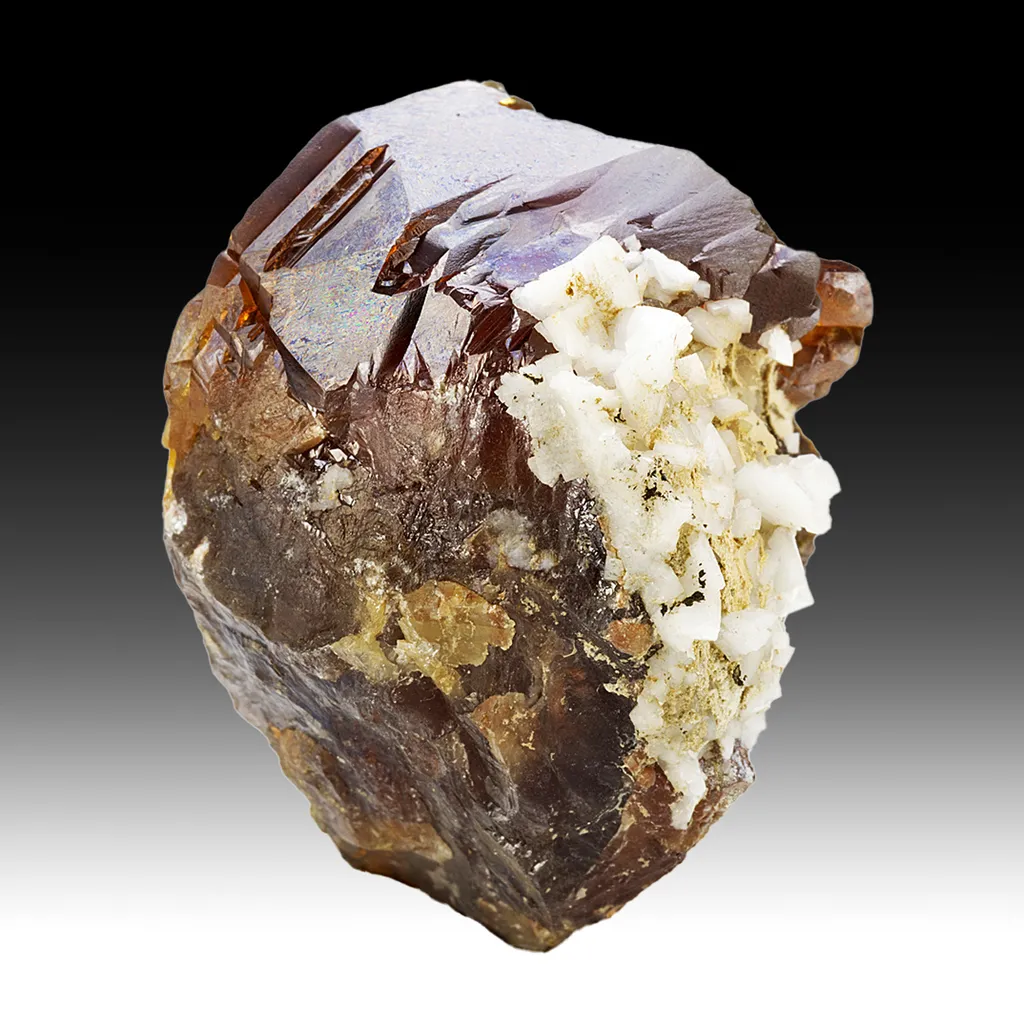 Sphalerite with Dolomite image