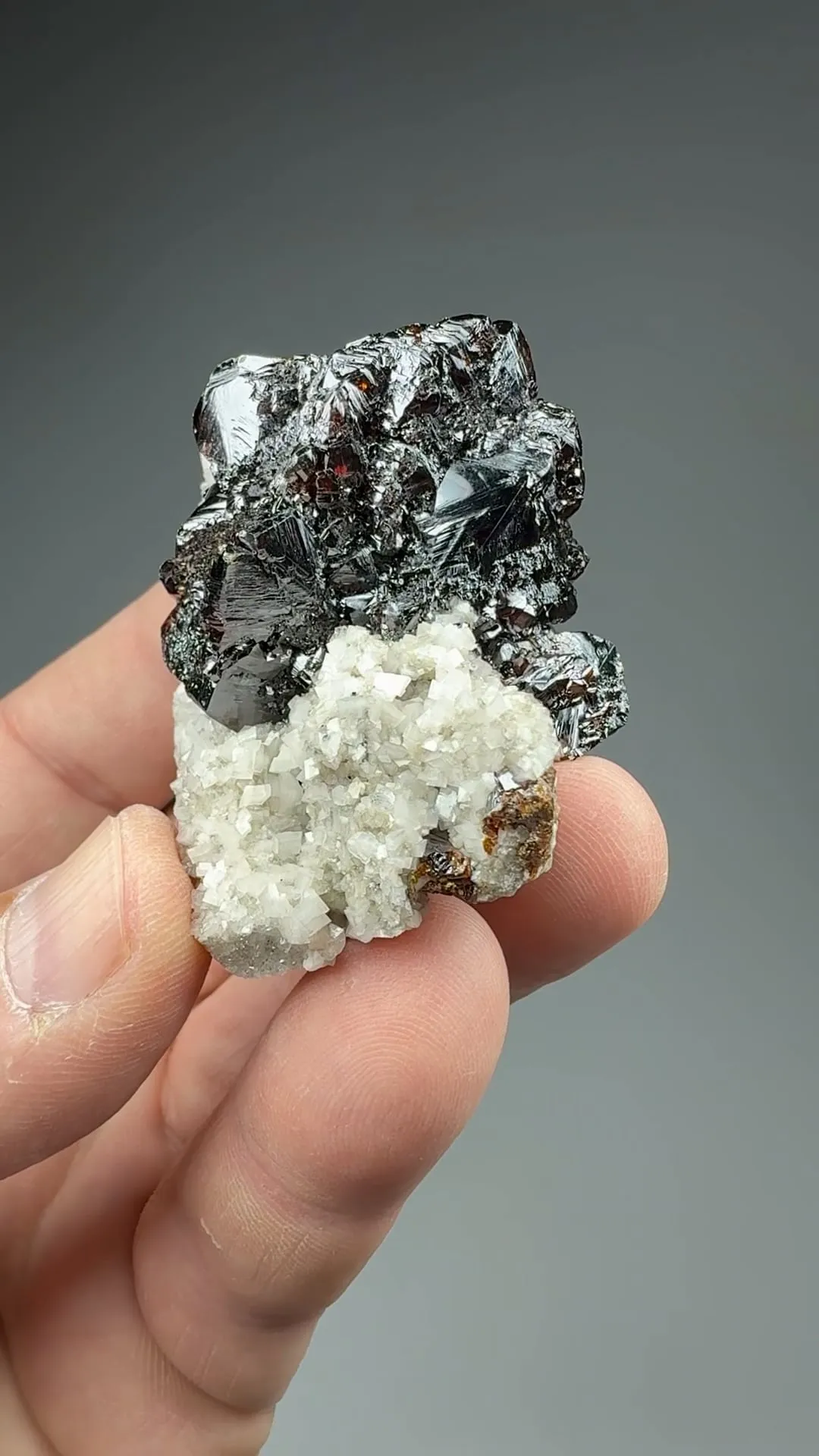 Sphalerite with Dolomite - image 2