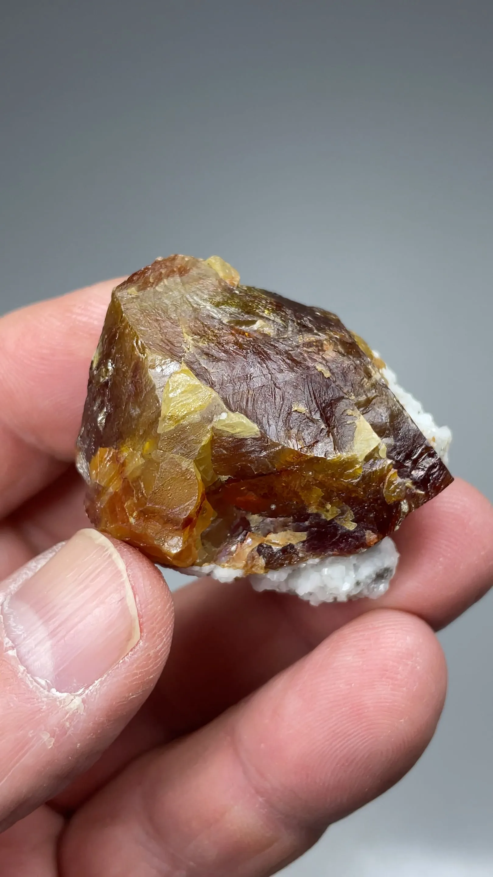 Sphalerite with Dolomite - image 2