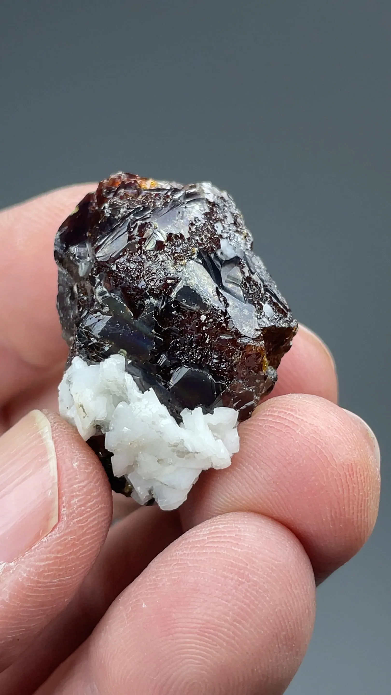 Sphalerite with Dolomite - image 2