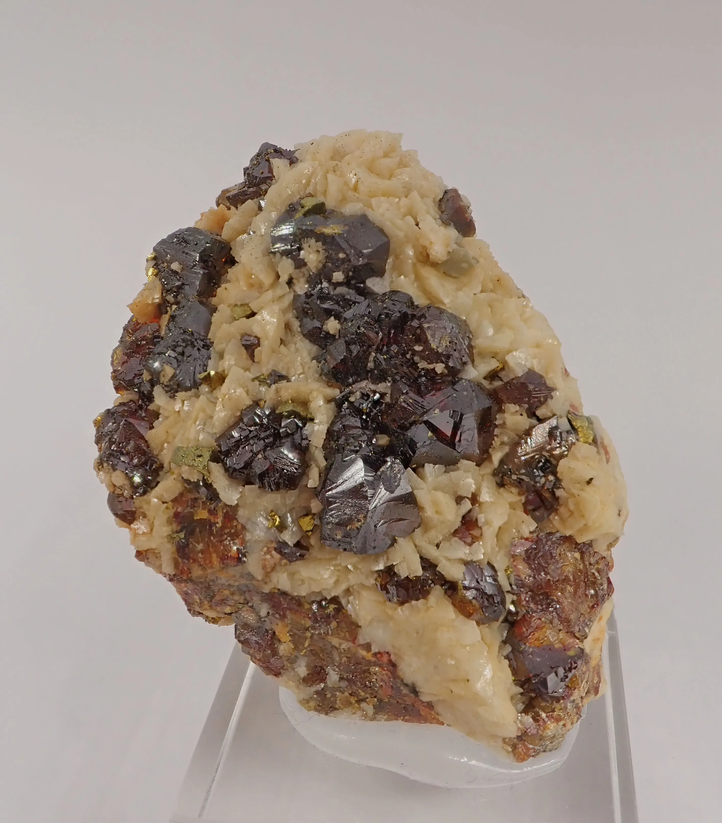 Sphalerite with Dolomite - image 3