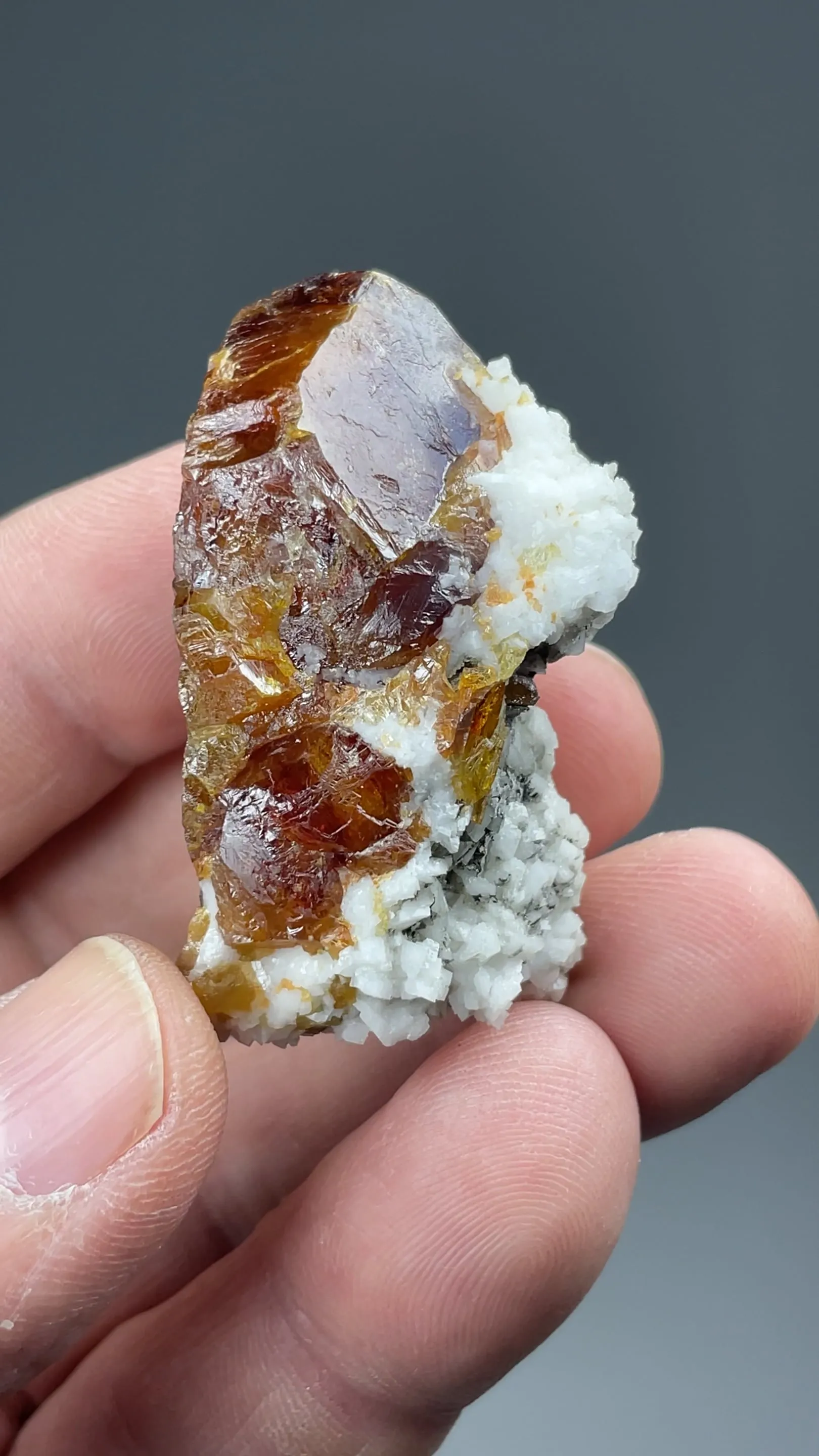 Sphalerite with Dolomite - image 2