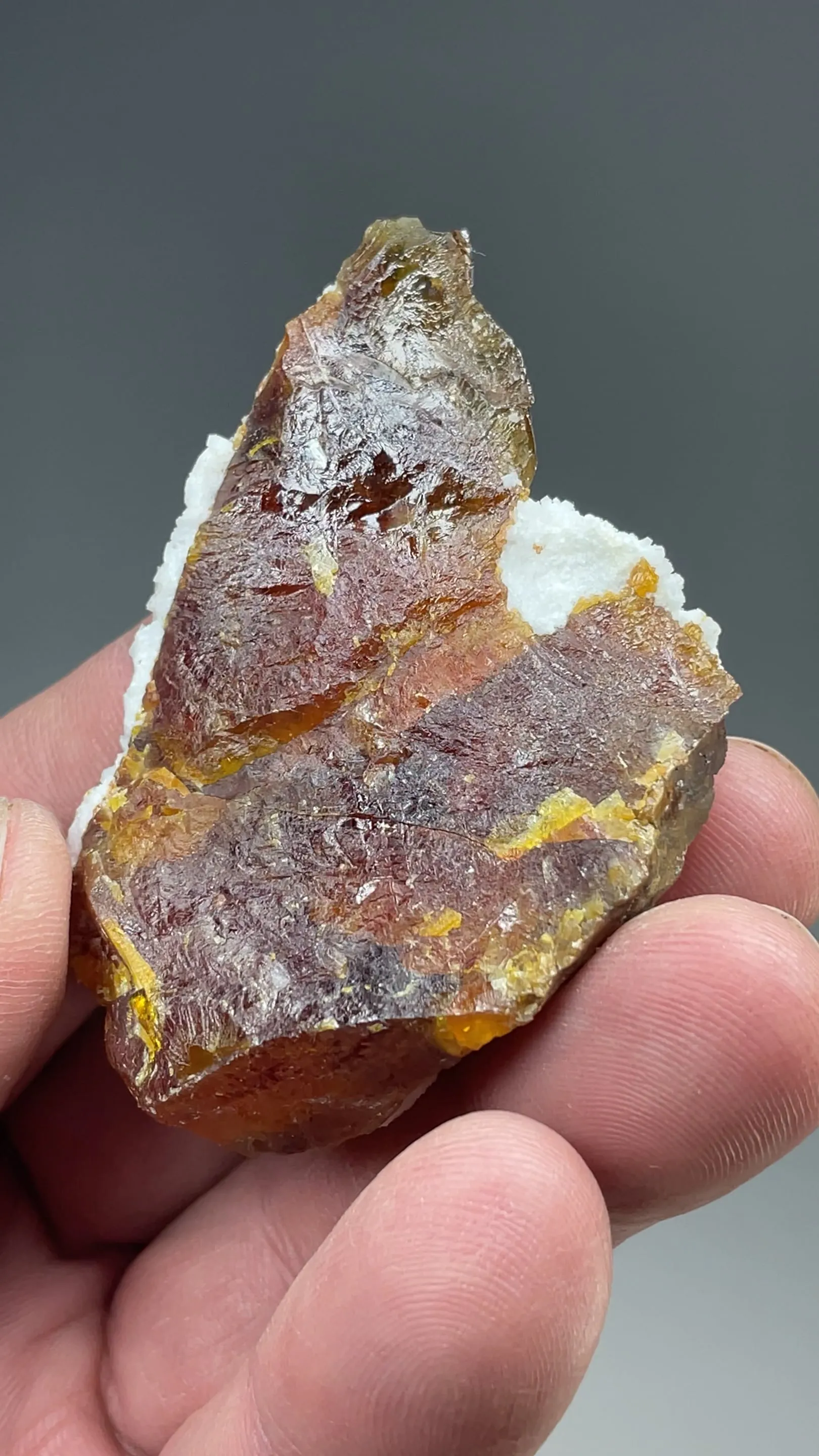Sphalerite with Dolomite - image 2
