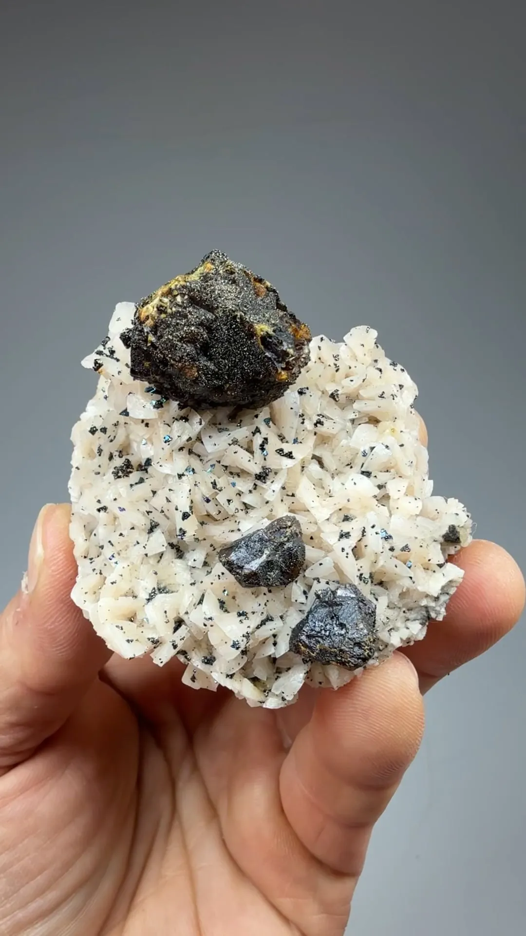 Sphalerite with Dolomite, Chalcopyrite - image 2