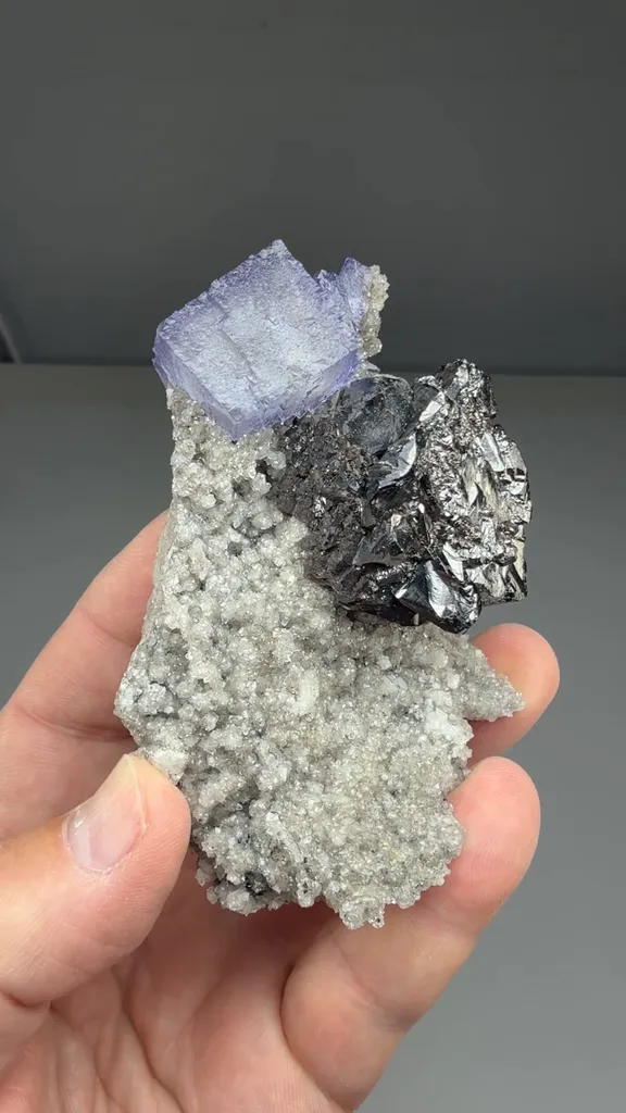 Sphalerite with Fluorite, Quartz - image 2