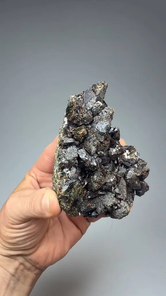 Sphalerite with Pyrite image