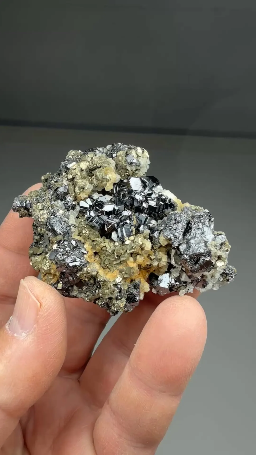 Sphalerite with Pyrite - image 2