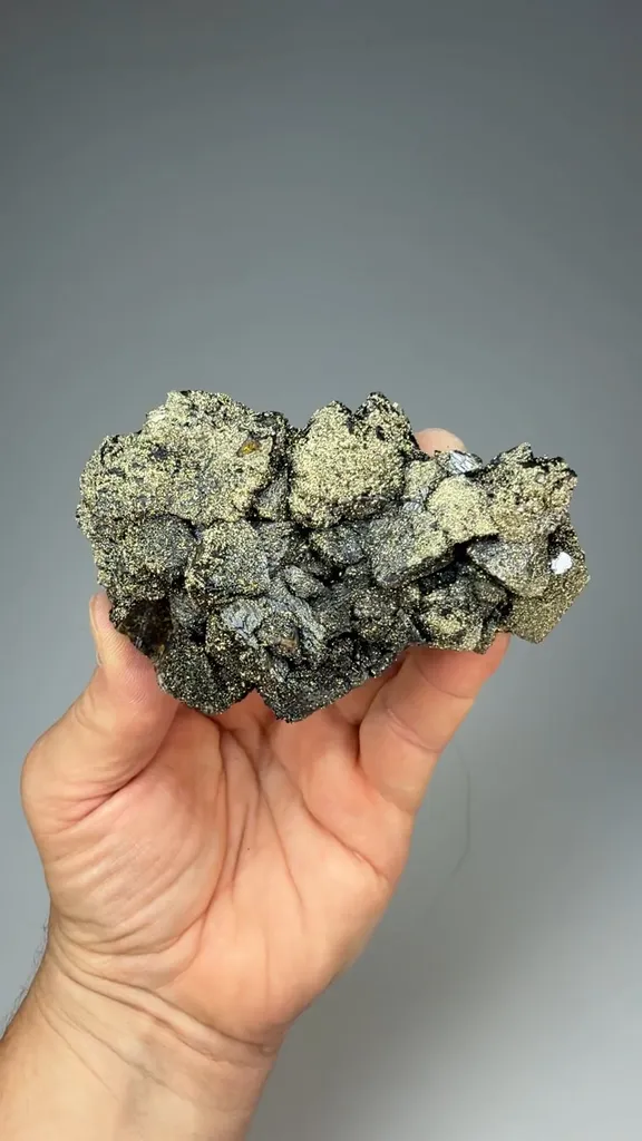 Sphalerite with Pyrite image