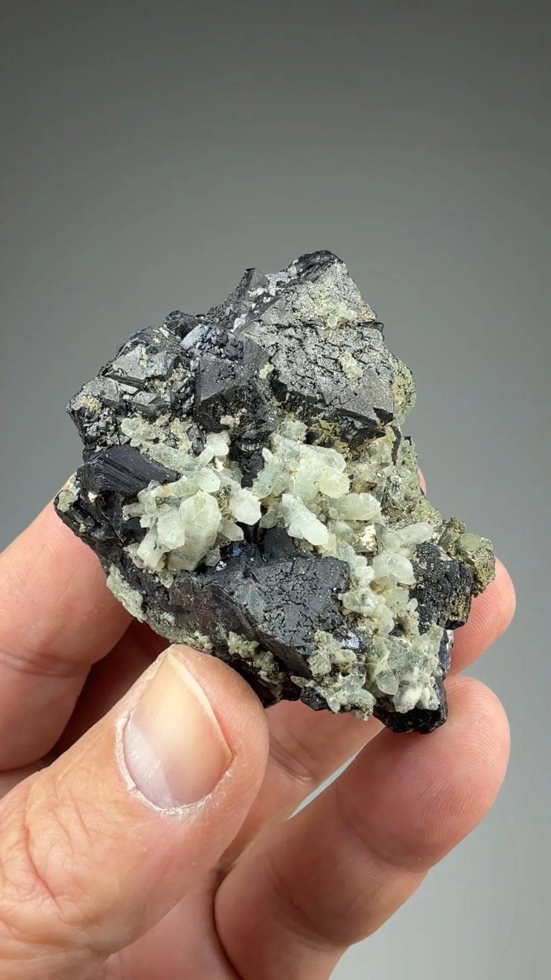 Sphalerite with Pyrite, Quartz - image 2