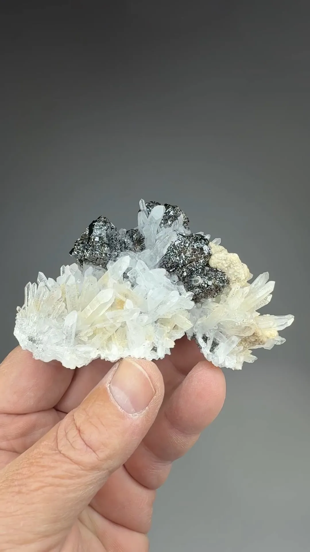Sphalerite with Quartz - image 2