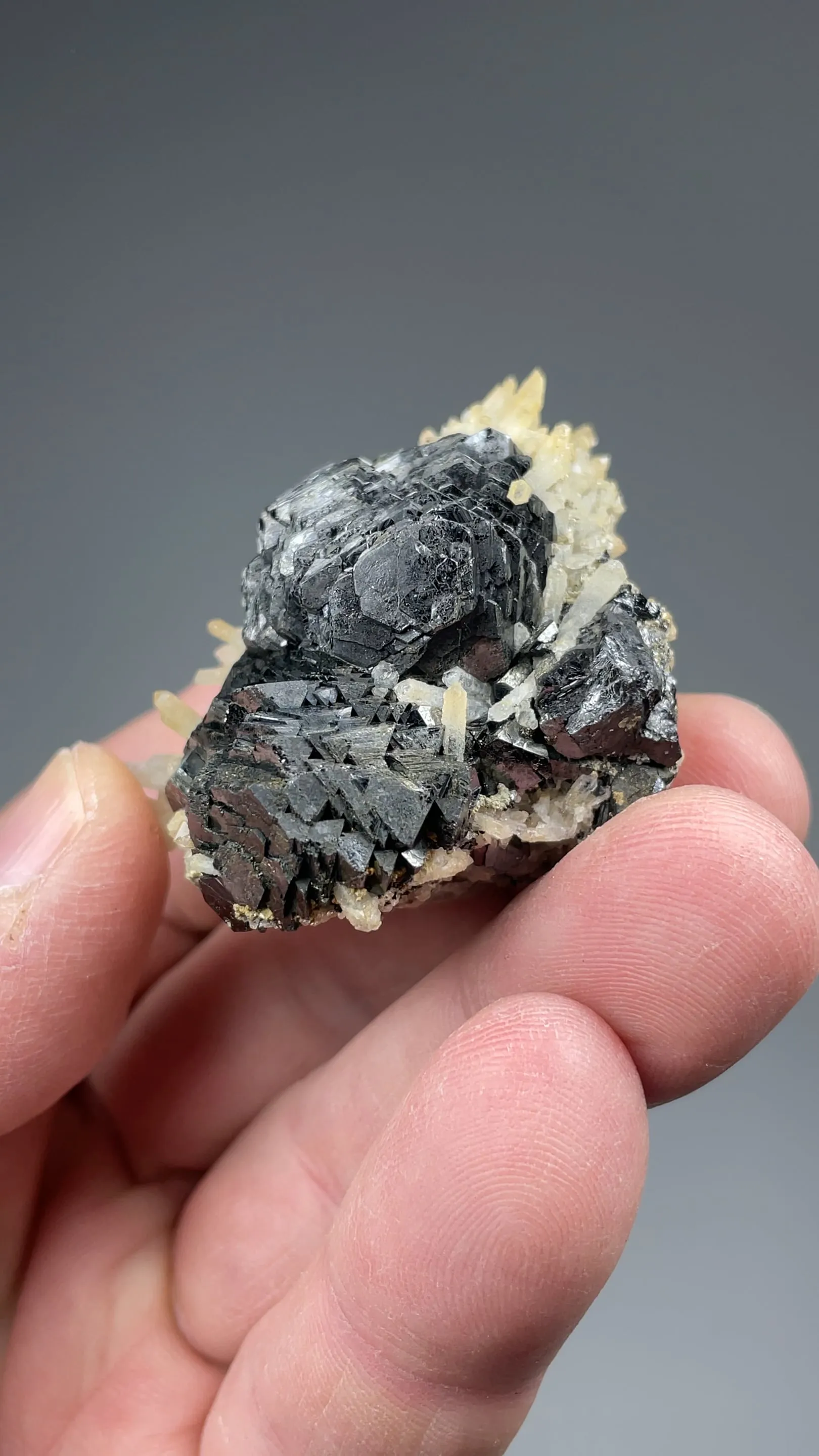 Sphalerite with Quartz - image 2
