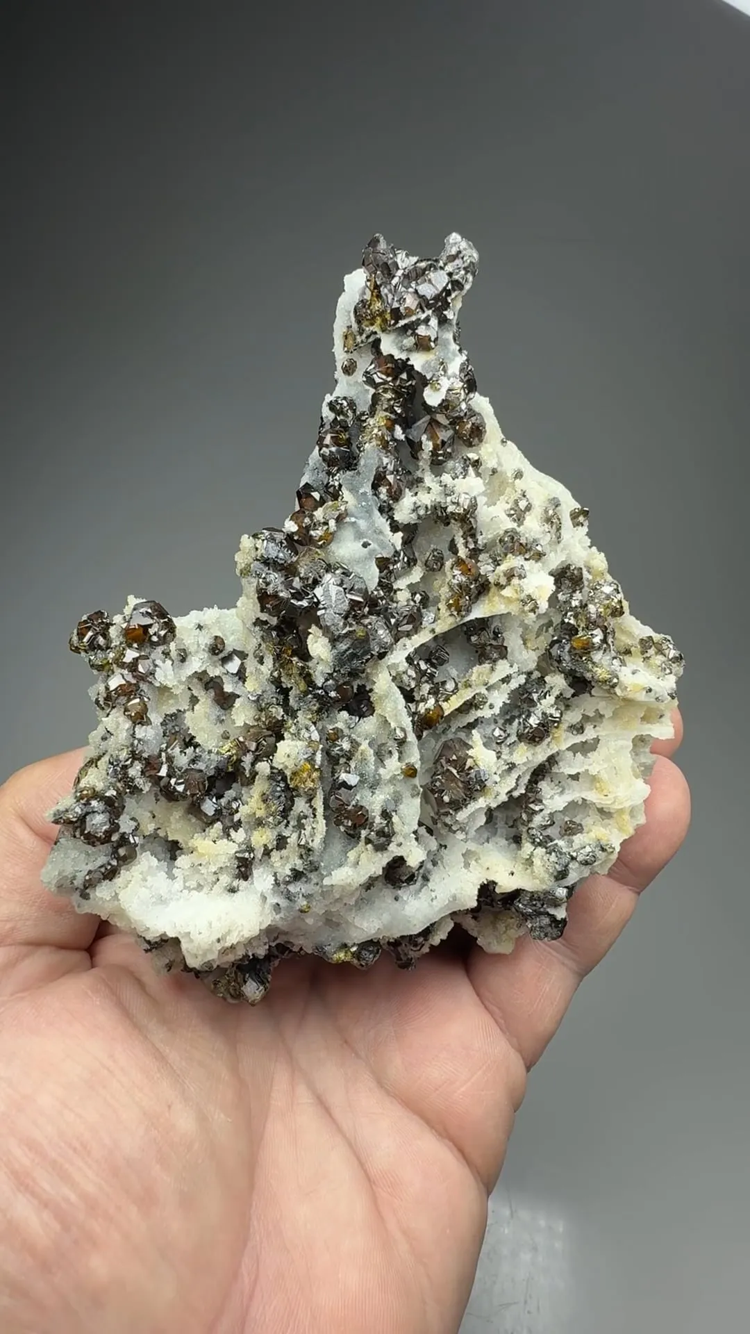 Sphalerite with Quartz - image 2